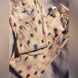 Woman’s Christmas thermal PJs